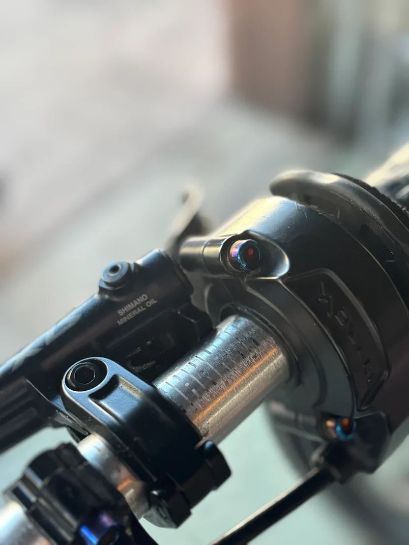Surron throttle titanium
